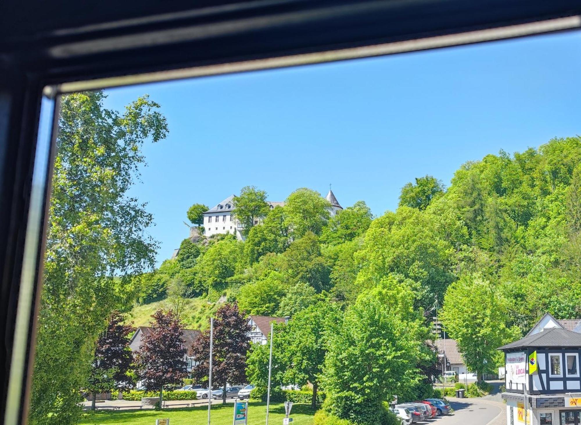 Ferienwohnung Sauerland Burgfenster لينهشتات المظهر الخارجي الصورة